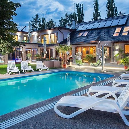 Aqua & Wellness Resort Alzbeta Liptovský Mikuláš Dış mekan fotoğraf